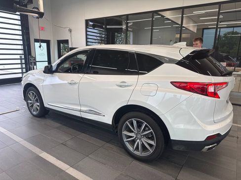 Used 2024 Acura RDX SH-AWD w/ Technology Package image 3