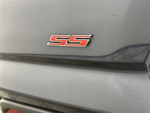 Used 2019 Chevrolet Camaro SS image 33