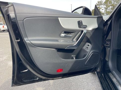 Certified 2025 Mercedes-Benz CLA 250 image 18