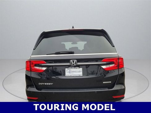Used 2024 Honda Odyssey Touring image 7