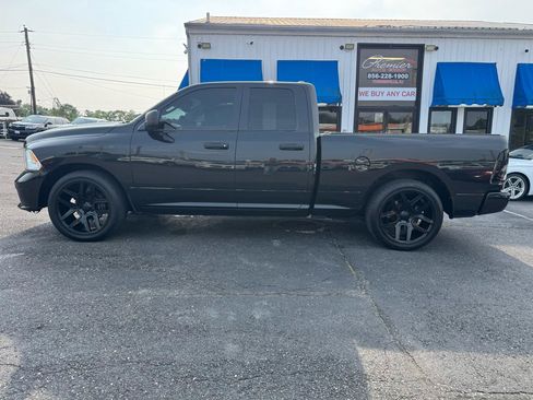 Used 2018 RAM 1500 Express AWD/4WD image 8