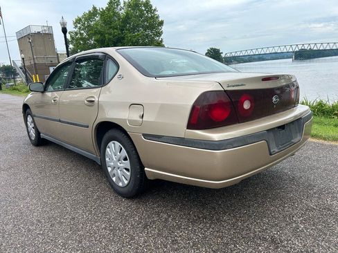 Used 2004 Chevrolet Impala w/ Preferred Equipment Group FWD image 2