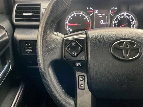 Used 2021 Toyota 4Runner TRD Off-Road Premium w/ Moonroof Package AWD/4WD image 20