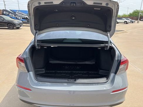 Used 2025 Honda Civic Sport image 19