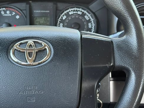 Used 2017 Toyota Tacoma SR RWD image 26