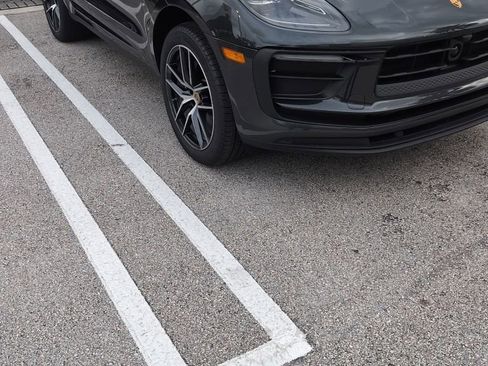 Certified 2025 Porsche Macan w/ Premium Package Plus AWD/4WD image 13