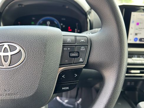 Used 2026 Toyota Camry LE FWD image 14