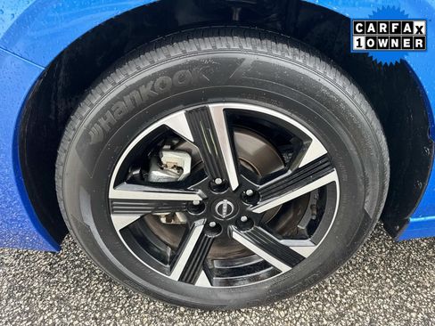 Used 2025 Nissan Sentra SV FWD image 11