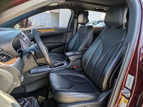 Used 2017 Lincoln MKC Select w/ Select Plus Package FWD image 29