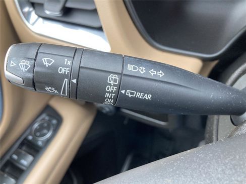 Used 2021 Chevrolet Tahoe Premier image 23