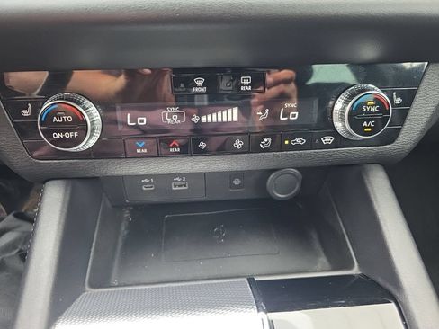 Used 2023 Mitsubishi Outlander SEL Black Edition AWD/4WD image 18