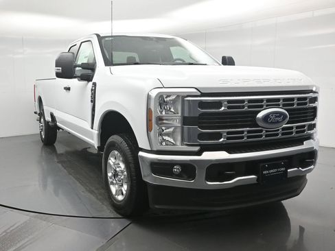 New 2026 Ford F350 XLT image 23