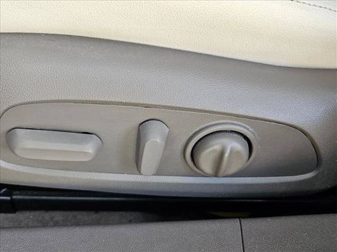 Used 2024 Chevrolet Malibu LT FWD image 21