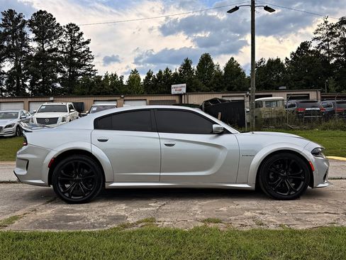 Used 2021 Dodge Charger R/T RWD image 4
