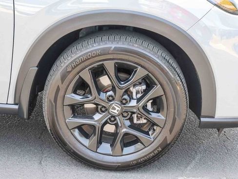 Certified 2025 Honda HR-V Sport image 8