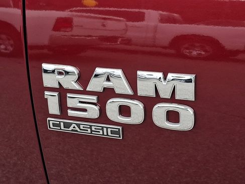 Used 2024 RAM 1500 Classic SLT image 31