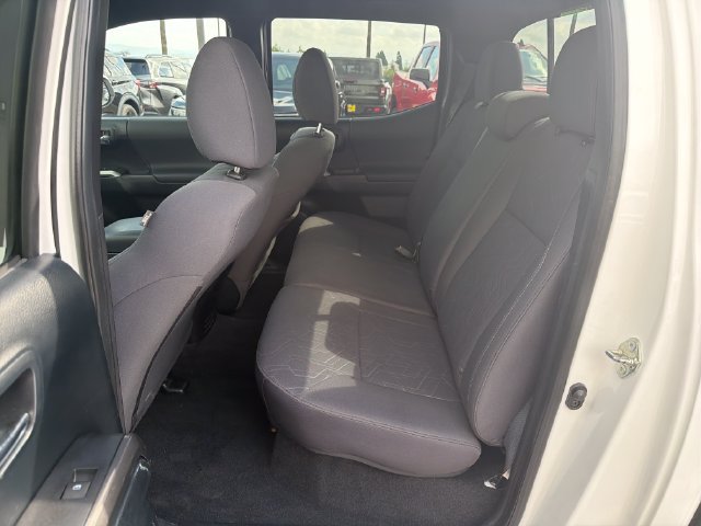 Used 2016 Toyota Tacoma TRD Off-Road w/ Towing Package RWD image 20