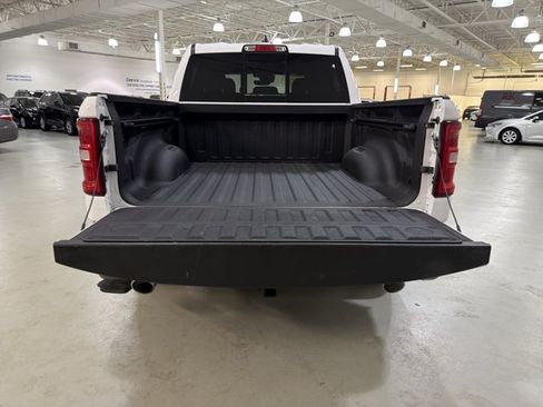 Used 2025 RAM 1500 Big Horn AWD/4WD image 12