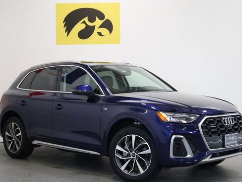 Used 2024 Audi Q5 2.0T Premium Plus w/ Premium Plus Package image 2