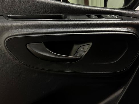 Used 2023 Mercedes-Benz Sprinter 2500 w/ Acoustic Package image 20