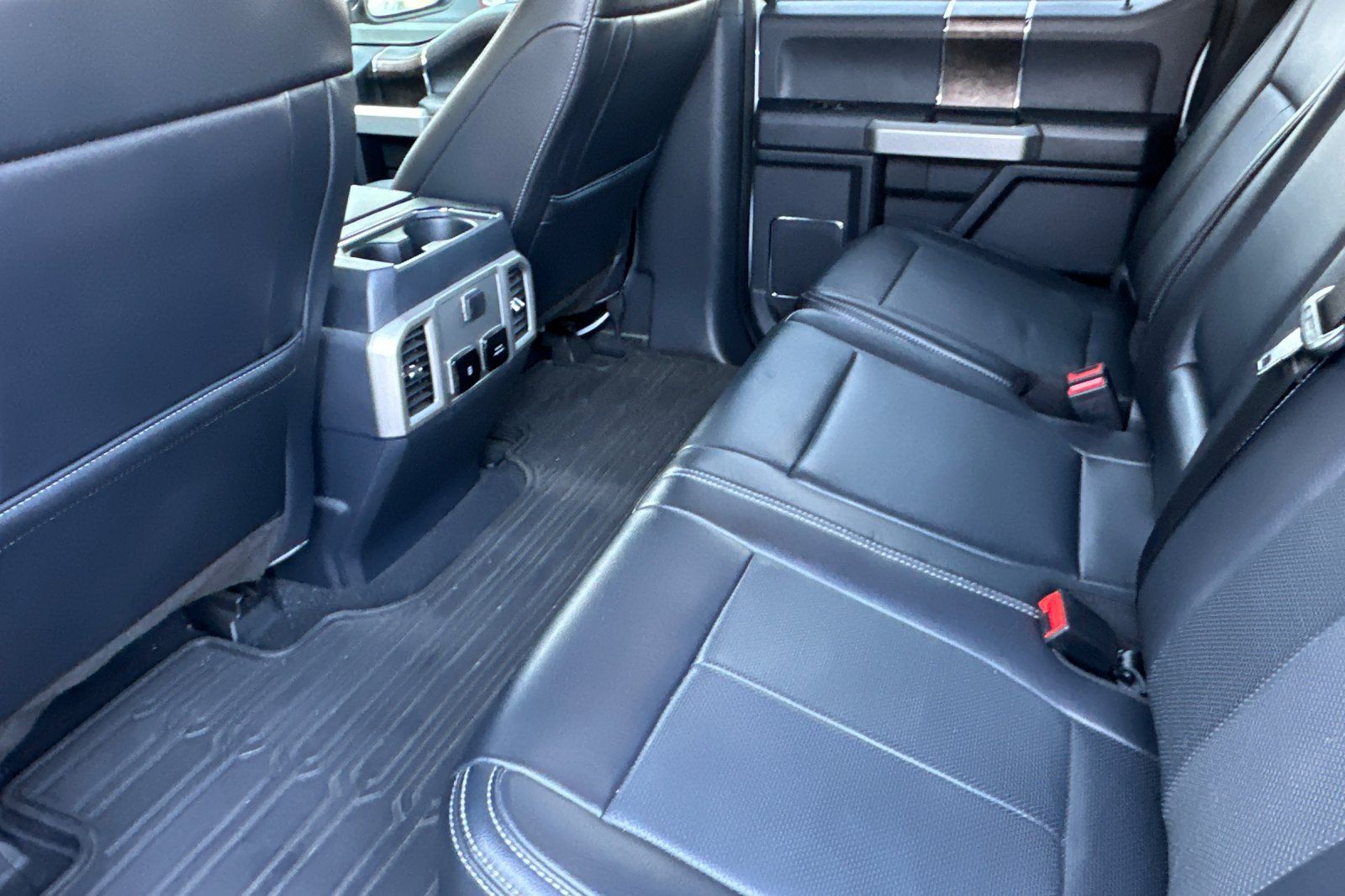 Used 2022 Ford F250 Lariat AWD/4WD image 11