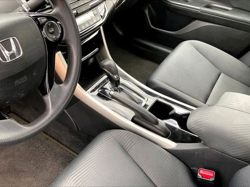 Used 2016 Honda Accord LX image 16