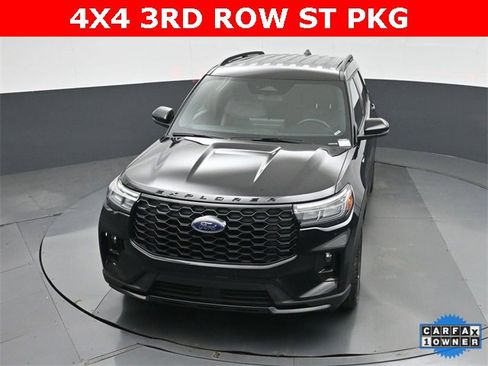 Used 2025 Ford Explorer ST-Line w/ ST-Line Street Pack image 27
