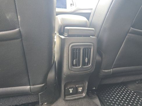 Used 2018 Jeep Compass Latitude w/ Popular Equipment Group image 24