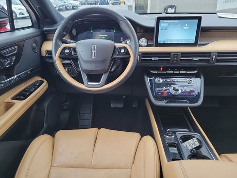 Certified 2022 Lincoln Corsair Grand Touring w/ Elements Technology Bundle image 12