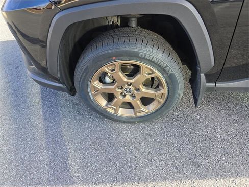 Used 2024 Toyota RAV4 AWD Hybrid image 11