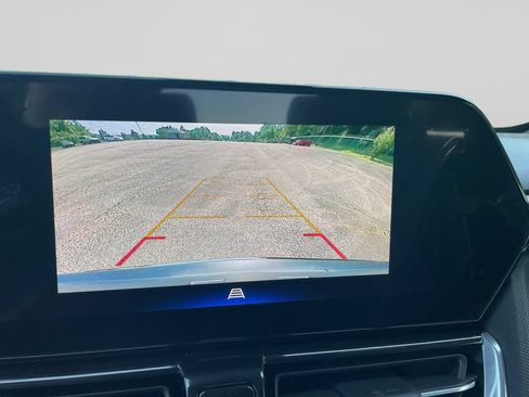 Used 2026 Chevrolet TrailBlazer ACTIV w/ Convenience Package AWD/4WD image 13
