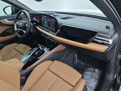 Used 2025 Audi A5 2.0T Premium Plus w/ Premium Plus AWD/4WD image 26