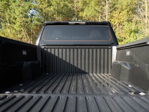 Used 2024 Toyota Tacoma TRD Off-Road image 11