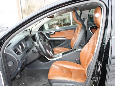 Used 2012 Volvo S60 T5 image 12