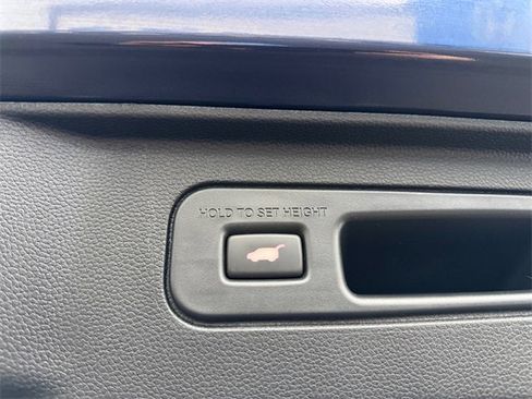 Certified 2023 Honda Pilot Elite image 24