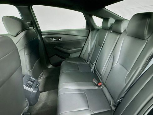 Used 2025 Honda Accord Sport image 37