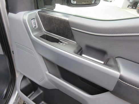 Used 2022 Ford F150 XLT w/ Equipment Group 302A High image 25