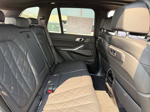 Used 2026 BMW X5 M60i AWD/4WD image 42