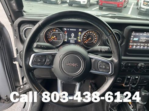 Used 2020 Jeep Gladiator Overland w/ Safety Group image 17