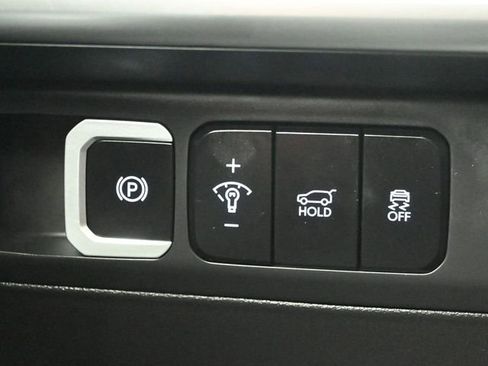 Used 2025 Hyundai Santa Fe SEL image 30