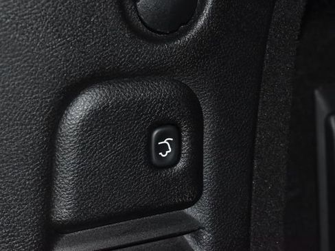 Used 2014 Dodge Durango Limited w/ Trailer Tow Group IV image 38