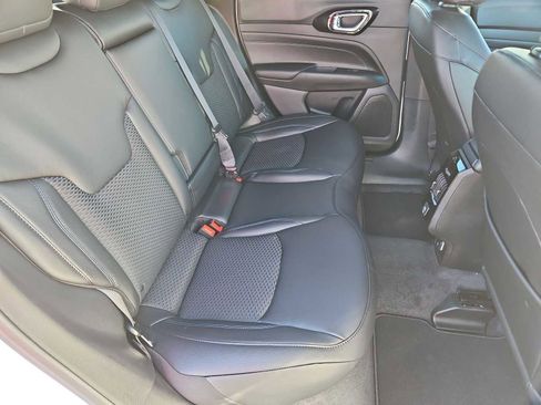 New 2026 Jeep Compass Latitude image 20