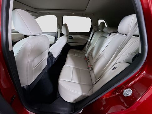 Used 2021 Nissan Rogue SV w/ Premium Package FWD image 25