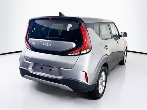 Certified 2023 Kia Soul LX w/ LX Technology Package image 5