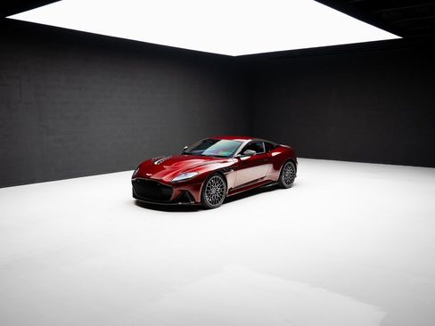 Used 2023 Aston Martin DBS Coupe RWD image 86