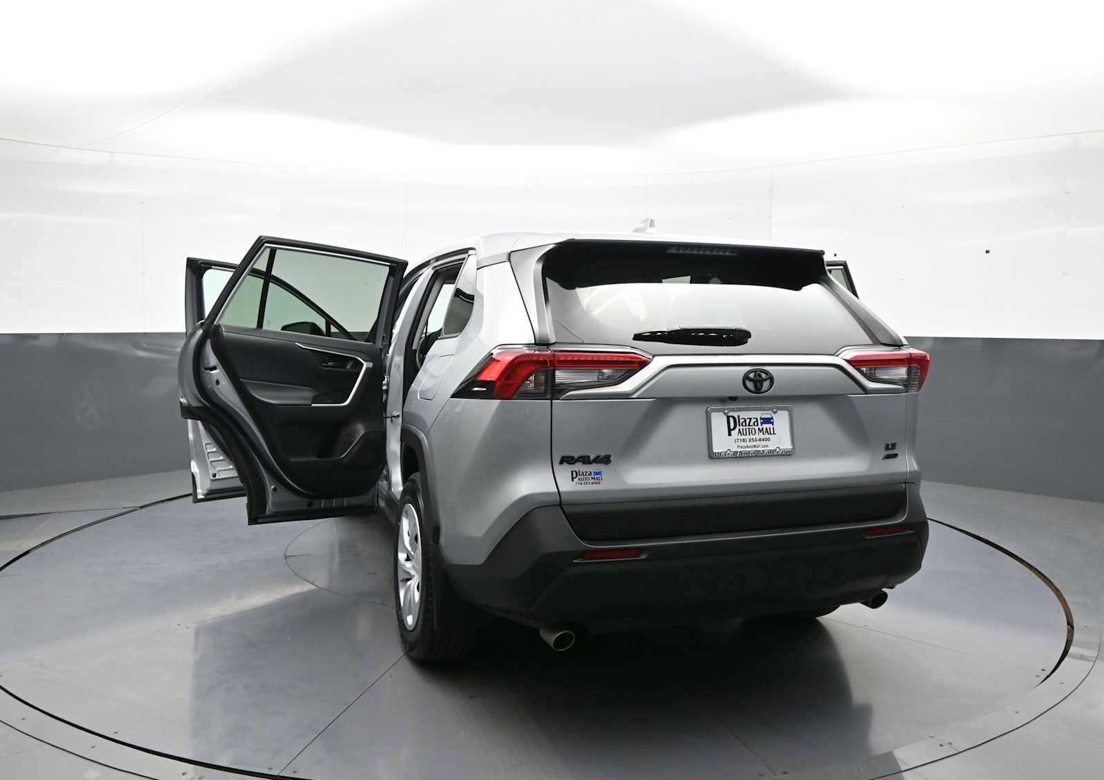 Certified 2023 Toyota RAV4 LE AWD/4WD image 45