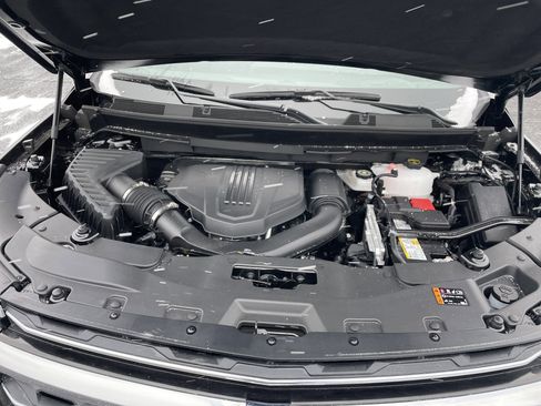 Used 2025 Chevrolet Traverse LT w/ Sun and Wheel Package image 27