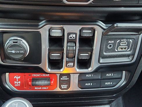 Certified 2022 Jeep Wrangler Unlimited Rubicon w/ LED Lighting Group image 27