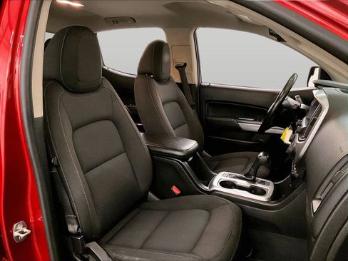 Used 2021 Chevrolet Colorado LT AWD/4WD image 7