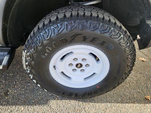 New 2025 Ford Bronco Heritage Edition image 19